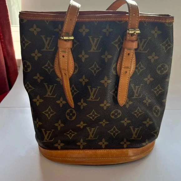 Louis Vuitton Vintage Bucket Bag - Picture 1 of 15